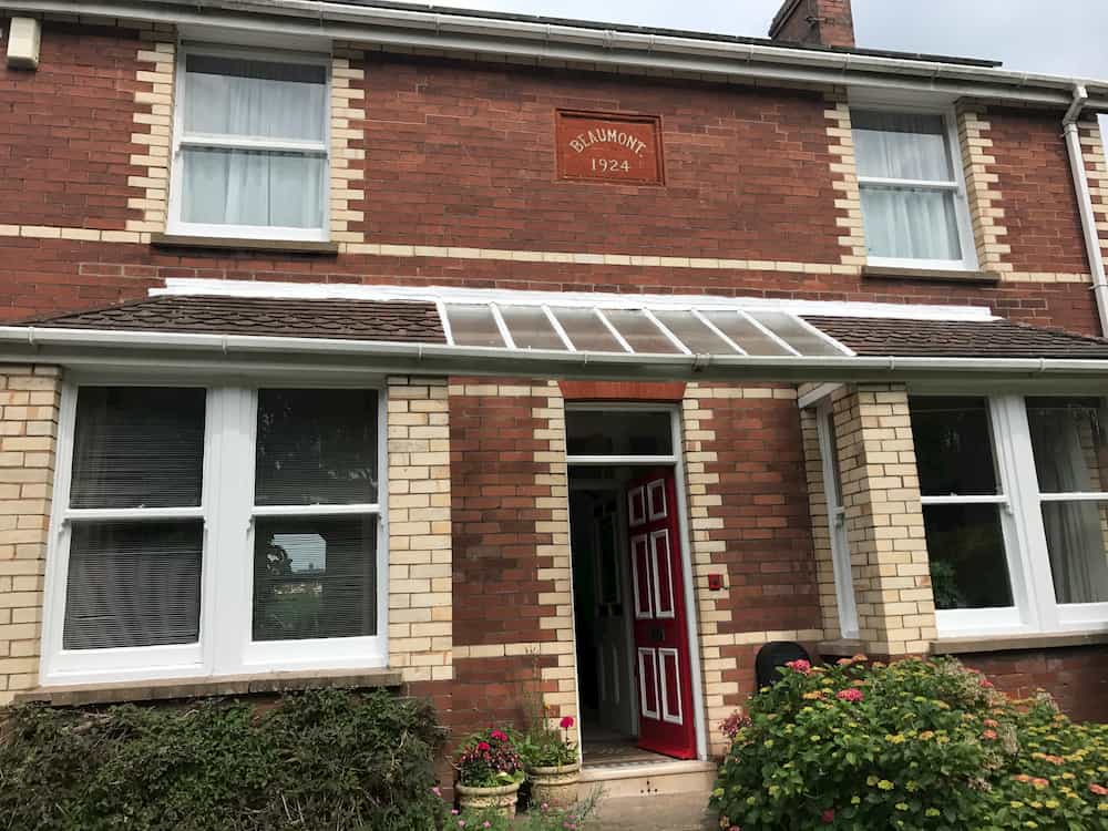 Redecorating-in-Exeter-using-Dulux-Weathershield-3-Part-System