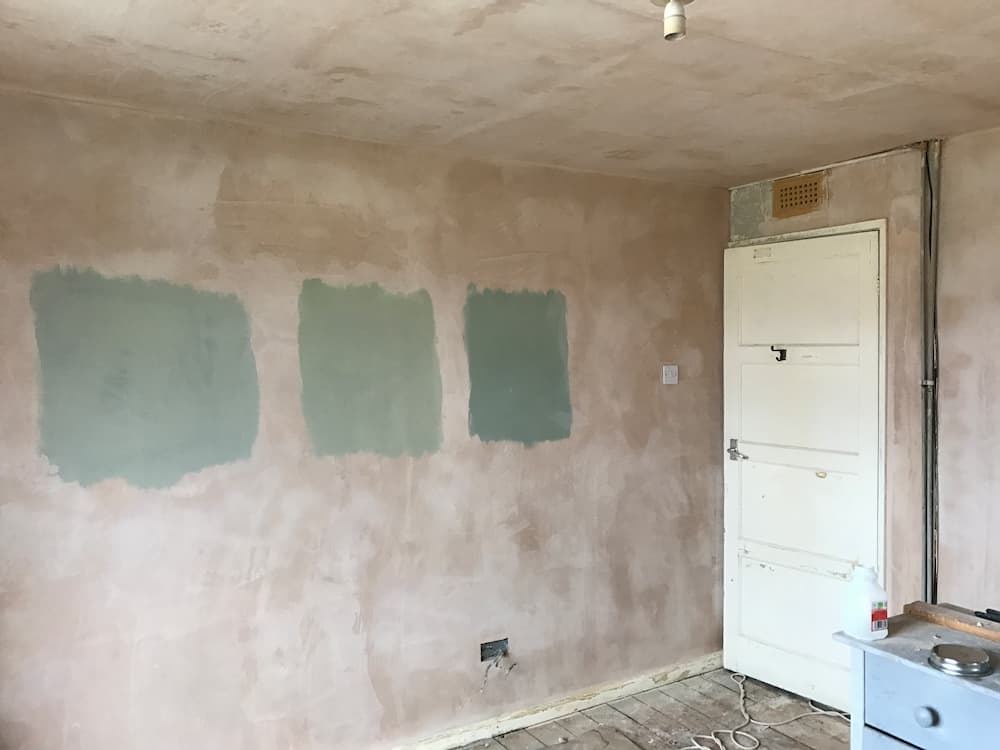 room-before-decorating